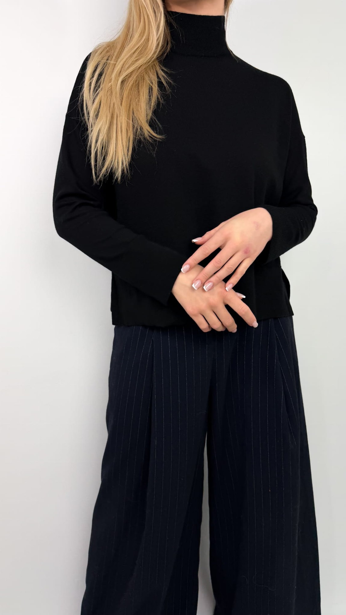 BLU czarny golf 100% wełna merino 