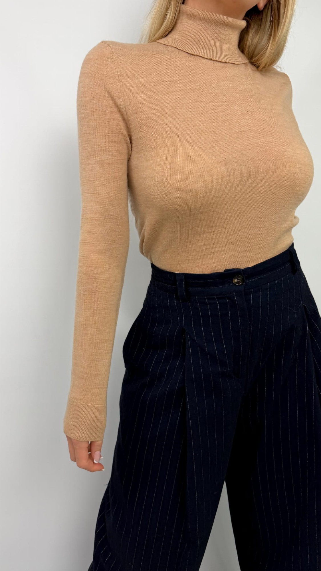 H&M premium golf beżowy 100% wełna merino 