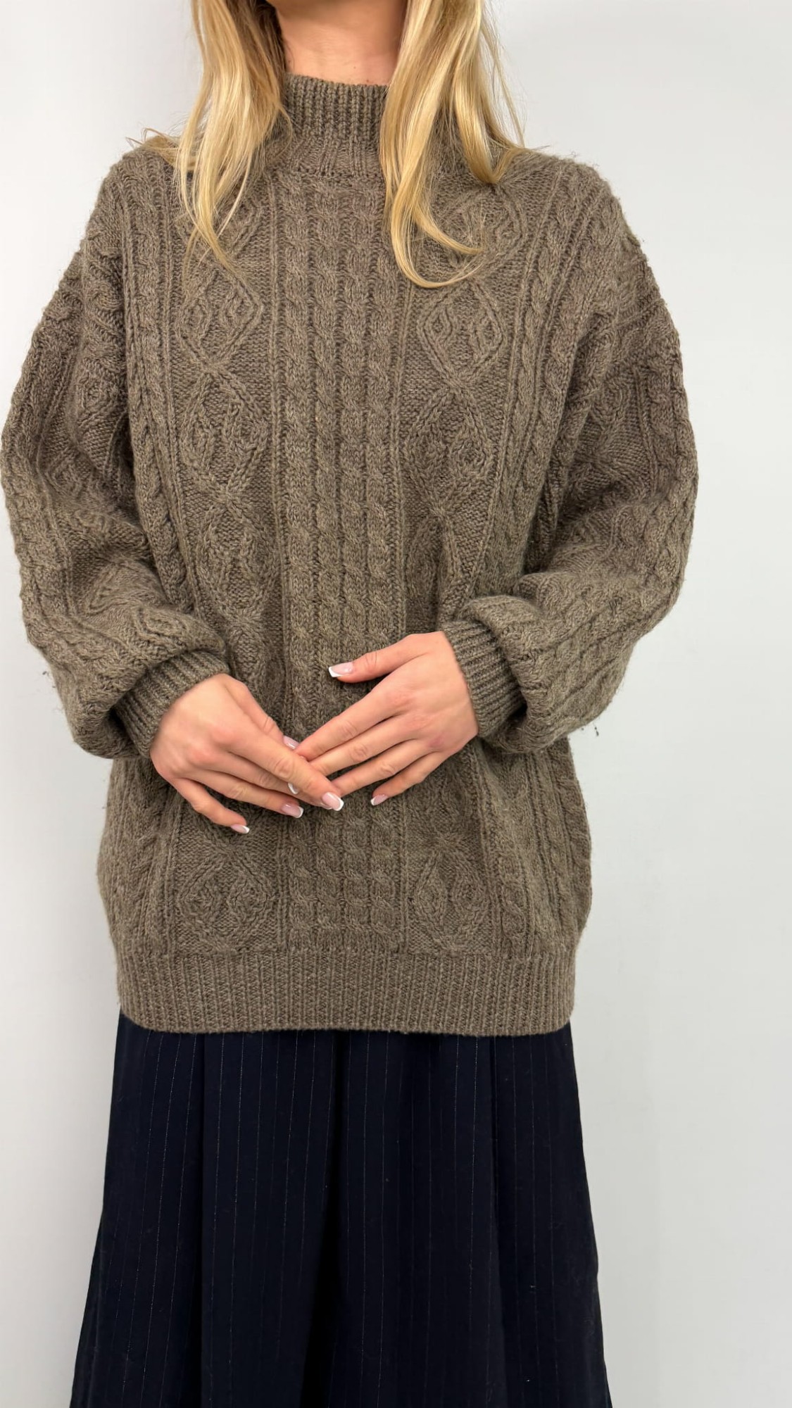 Beżowy golf vintage 100% wełna 