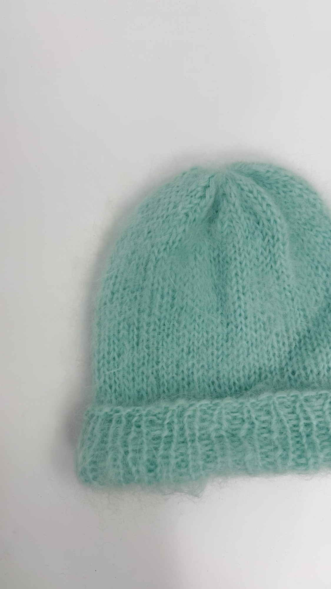 Czapka handmade moherowa miętowa 