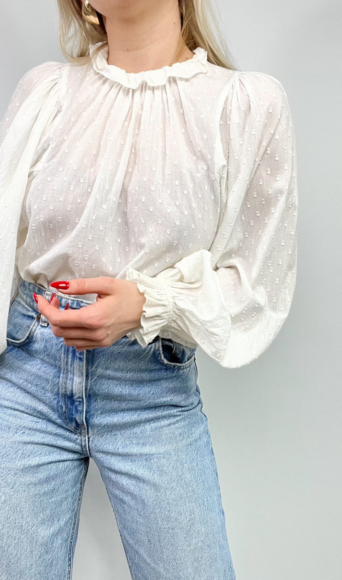 Pia Tjelta bluzka z szerokimi rękawami 